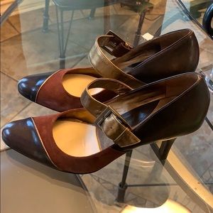 Rust and brown comfy pumps, neutral